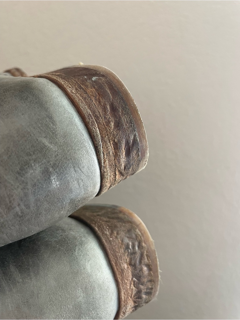 Frye Melissa Button Short Boots Grey Leather Ankle Booties Size 7.5 - Picture 8 of 9